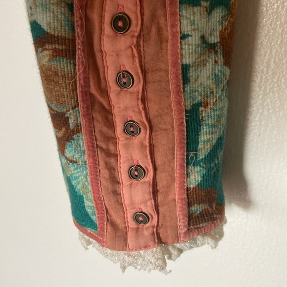 Free People ruffle bottom long sleeve top - Picture 6 of 6